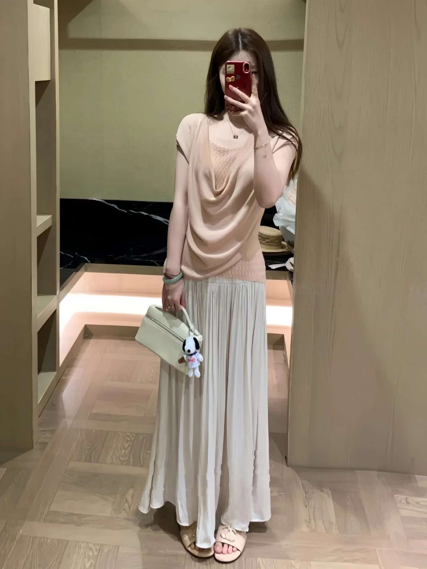 Light Mature V-Neck Faux Two-Piece Lace Panel Short Sleeve T-Shirt for Women 2026 Summer Slimming Top - Image 2