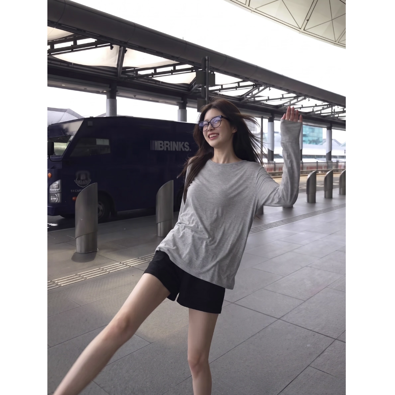 Korean Style Gray Lightweight Long Sleeve T-Shirt Women Solid Loose Lazy Breathable Sun Protection Cover-Up Summer Top - Image 3